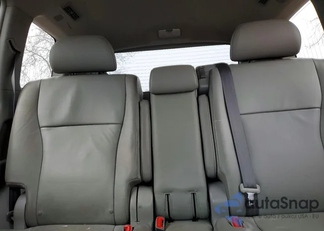 5TDBK3EH9CS139497: 77649295