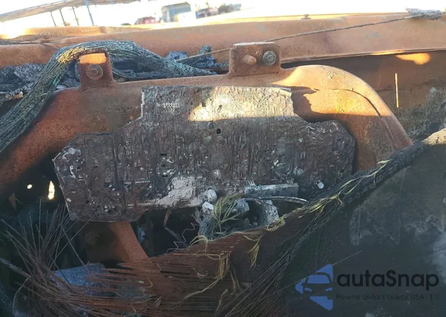 1GNSK4E07DR174742: 78421525