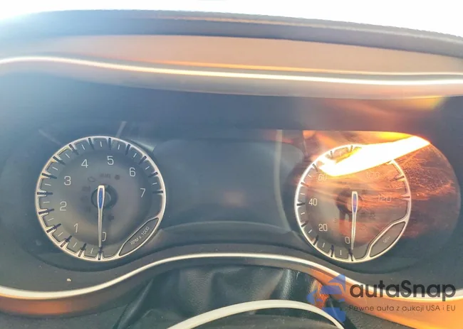 2C4RC1EG4HR812106: 76379105