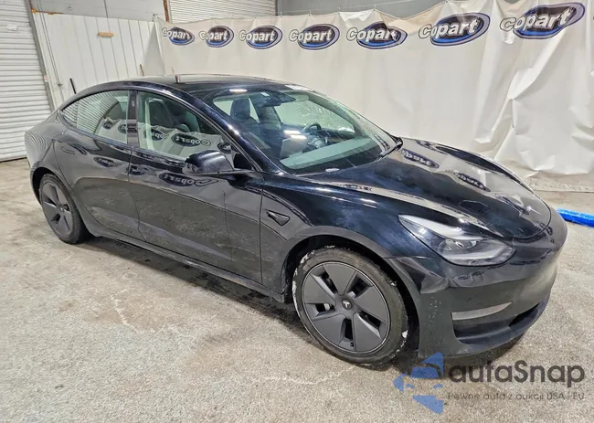 5YJ3E1EA3NF371653: 75654705