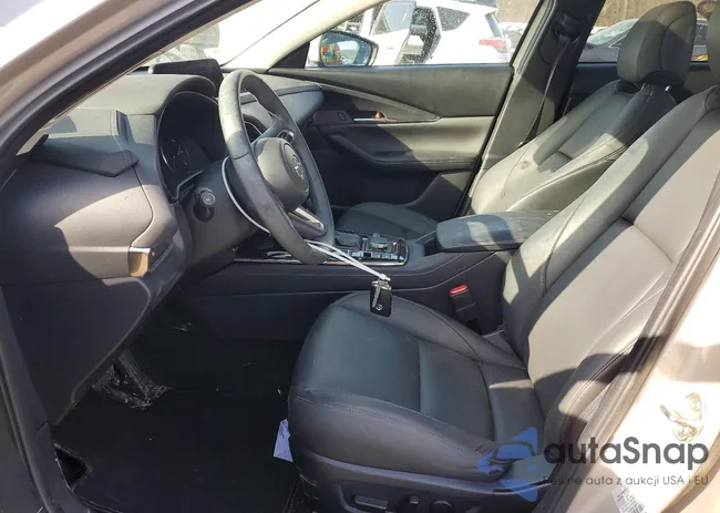 3MVDMBCM8RM715083: 74114155