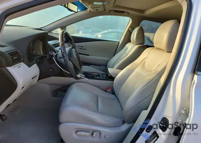 2T2ZK1BA8CC082563: 76651725