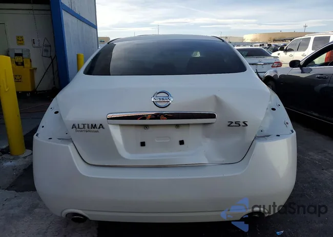 1N4AL21E88N520100: 77831825