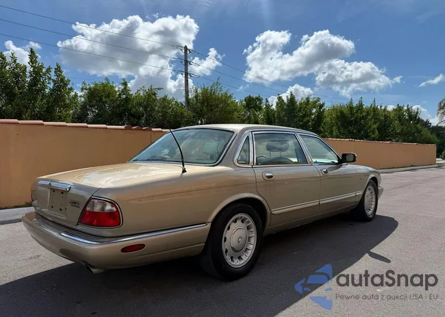 SAJKX6242WC833251: 79681615