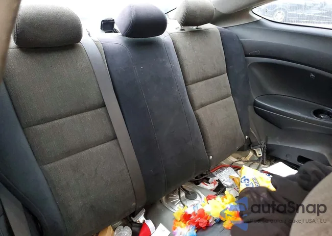 1HGCS12338A026250: 77709775