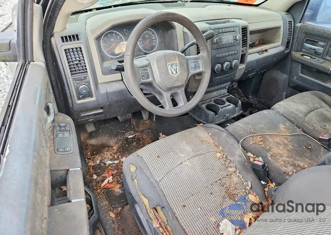 3C6JD6AT2CG103898: 79402855