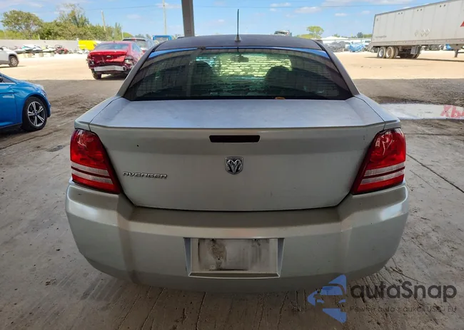 1B3LC46K08N683726: 78899095