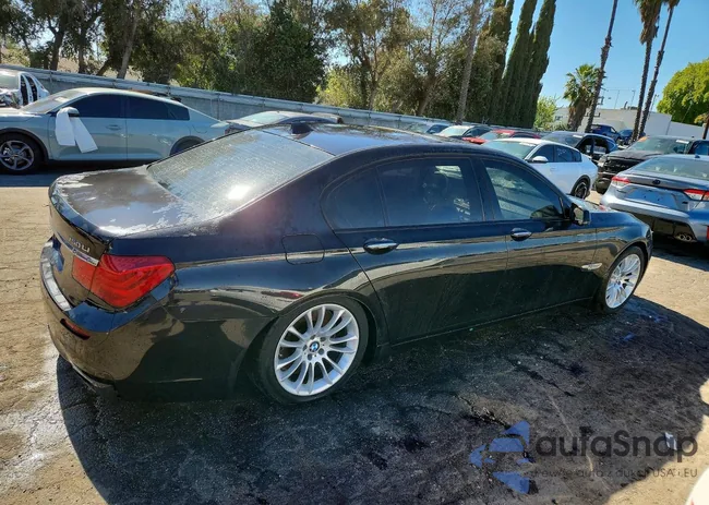 WBAKB8C58CC963205: 77473485