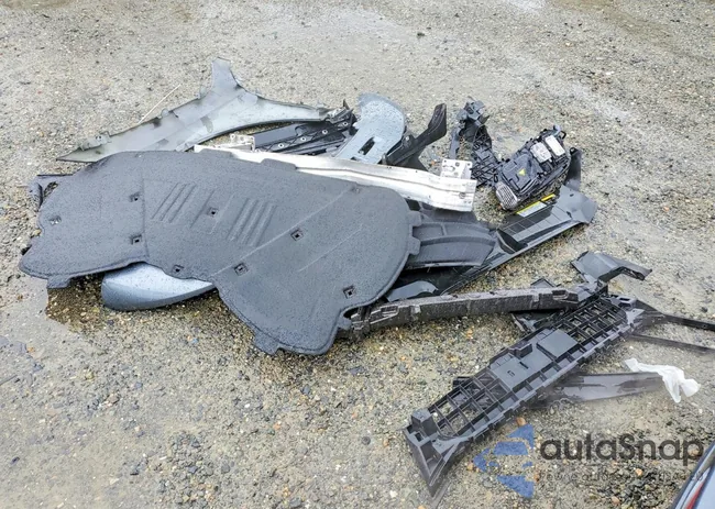 WA1LFAFP0FA138060: 77372445