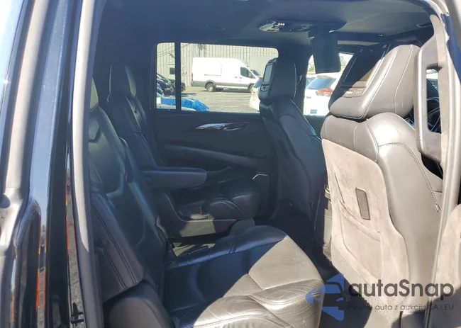 1GYS3KKJ2JR232513: 76057775