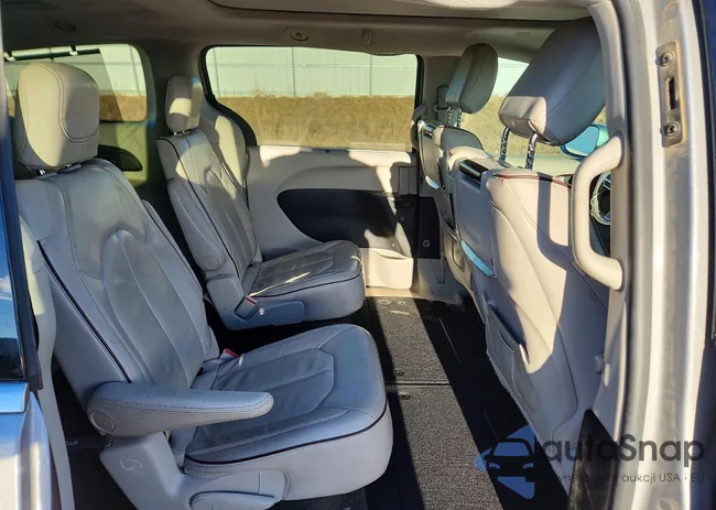 2C4RC1GG2HR787932: 76922845