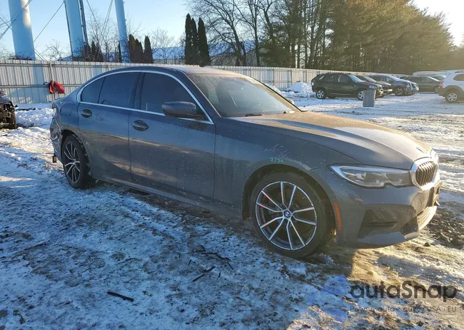 3MW5R7J03L8B11703: 75493235