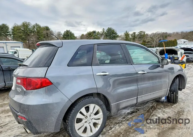 5J8TB2H5XBA006051: 77032065