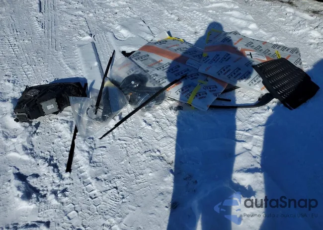 WA1C4AFY6K2099283: 74731475