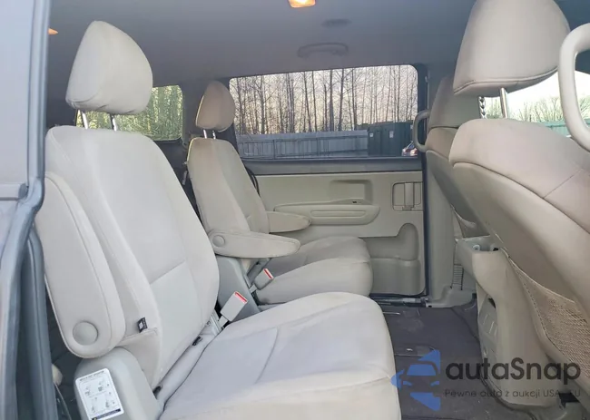 KNDMA5C10F6037958: 75859885