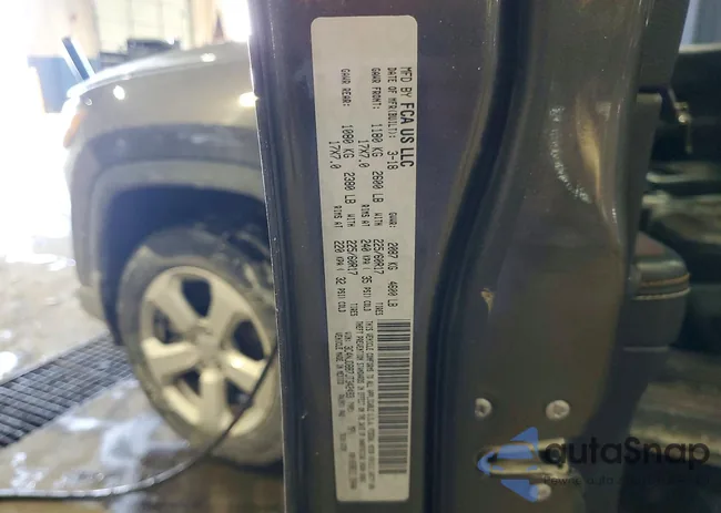 3C4NJDBB7JT342493: 75421135