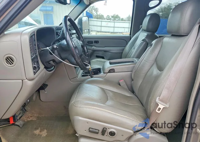 1GCJK33D36F193975: 77923015