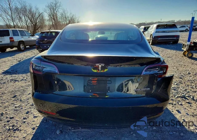 5YJ3E1EB8JF081654: 99917105