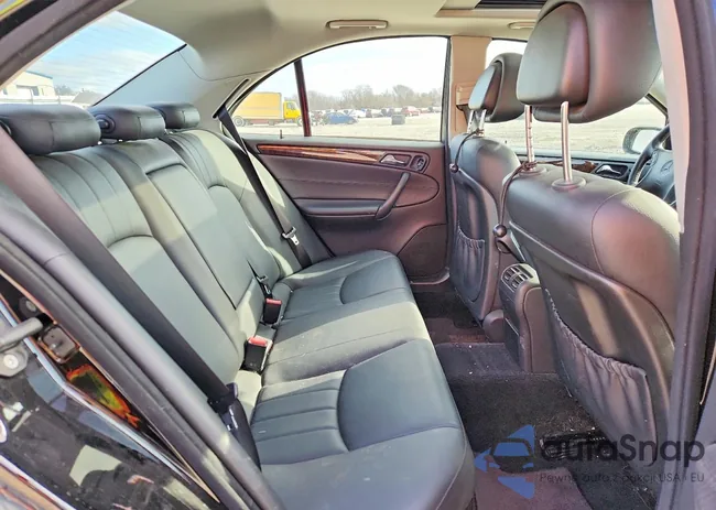 WDBRF92H87F928738: 78100385