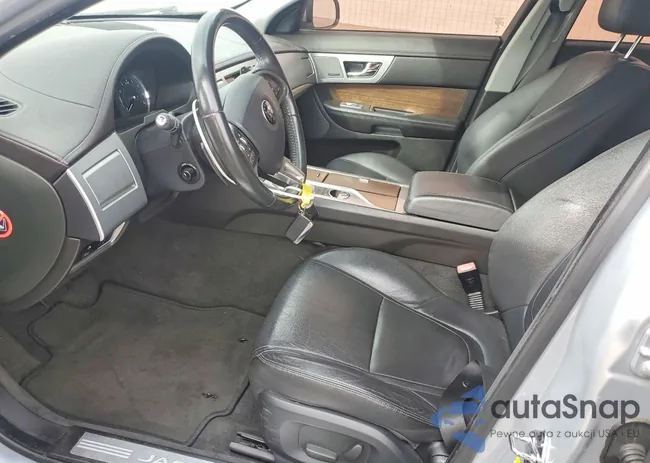 SAJWA0EX2E8U32905: 76686185