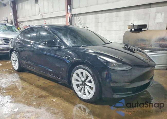 5YJ3E1EB6NF196341: 75851595