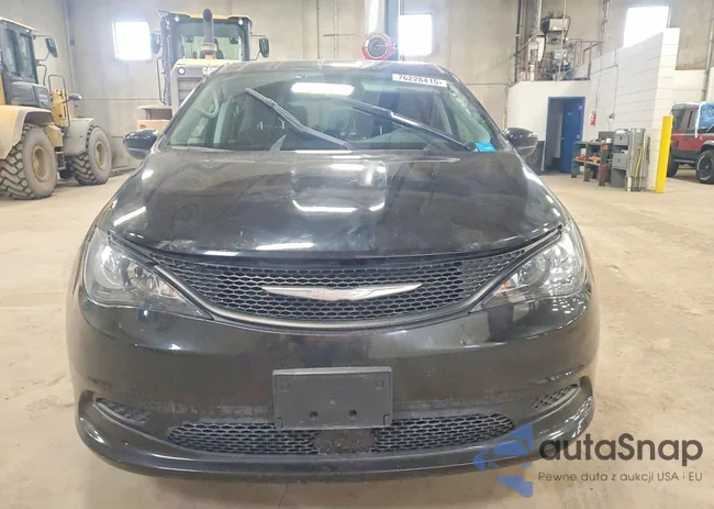 2C4RC1CG2NR205362: 76228415