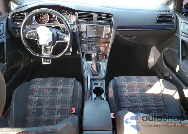 3VW4T7AU1HM077050: 77950335