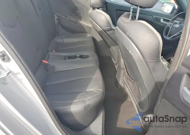 KMHTC6AE3GU252843: 77166855