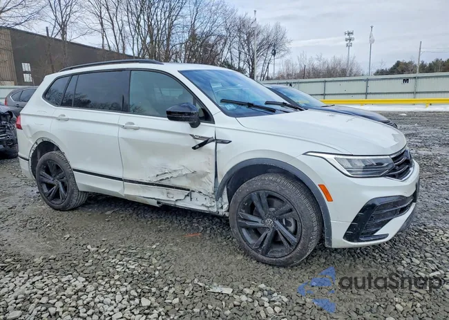 3VV8B7AX8RM106175: 76946265