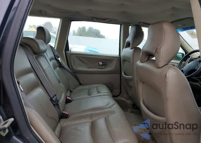 YV1LW5572W2429615: 77826215