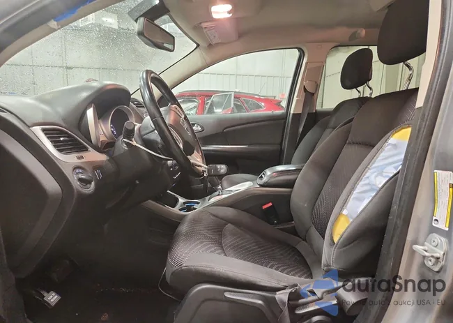 3C4PDCAB6HT702620: 77911005