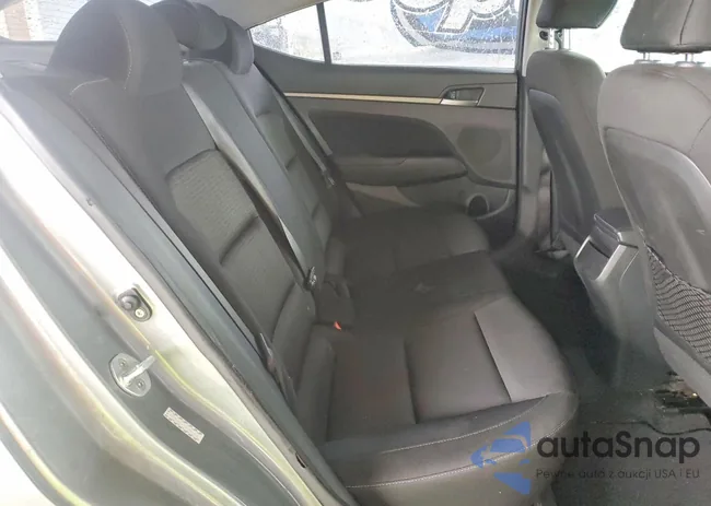 KMHD84LF2HU395946: 77789705