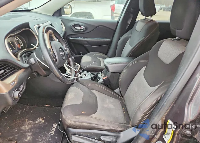 1C4PJLCB9EW323879: 76962735