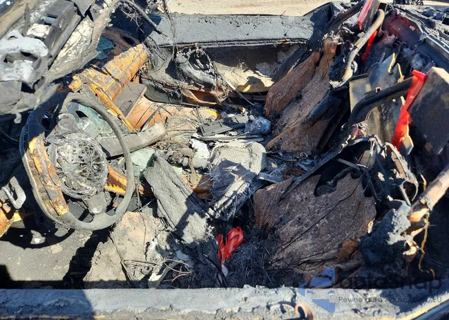 ZHWGU22T37LA04553: 79223475