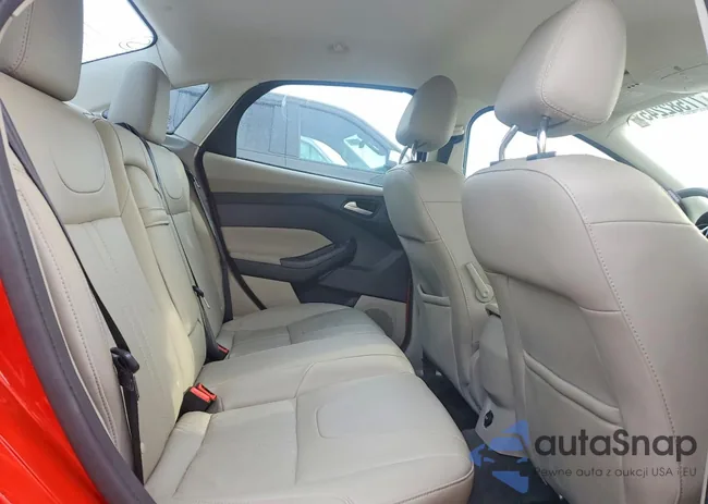 1FAHP3H28CL174509: 77582245