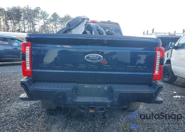 1FT8W3BM6PEC21098: 77592055