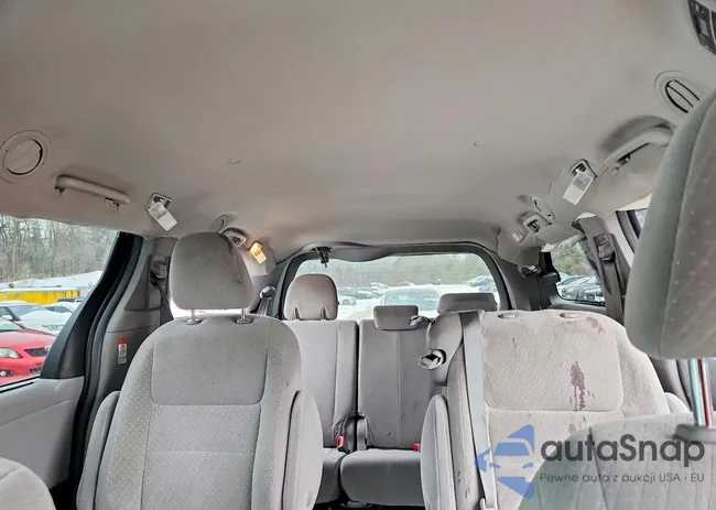 5TDKZ3DC0JS947297: 77960995