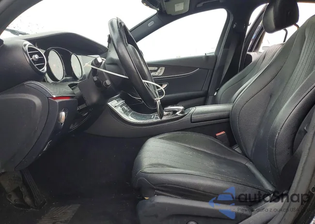 WDDZF4JB2HA182163: 74801625