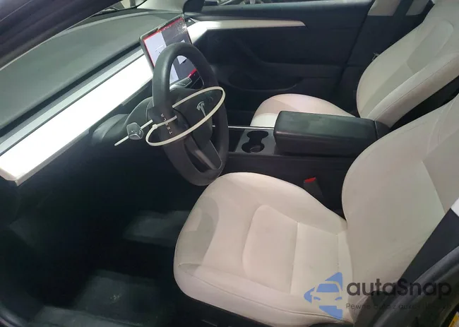 5YJ3E1EB6NF196341: 75851595