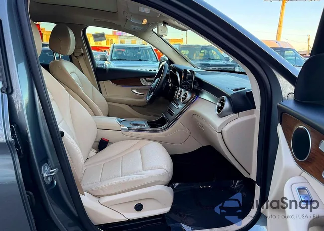 W1N0G8EB3LF862322: 76043085