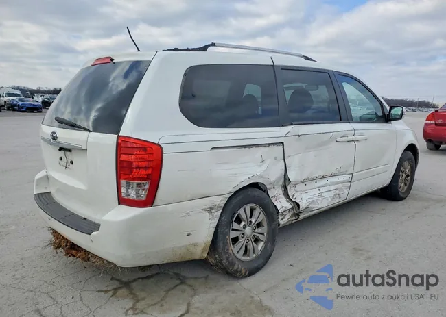 KNDMG4C79C6482448: 78677725