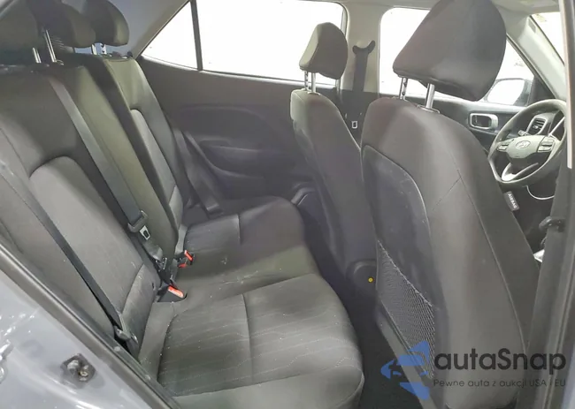 KMHRB8A39NU149088: 74651845