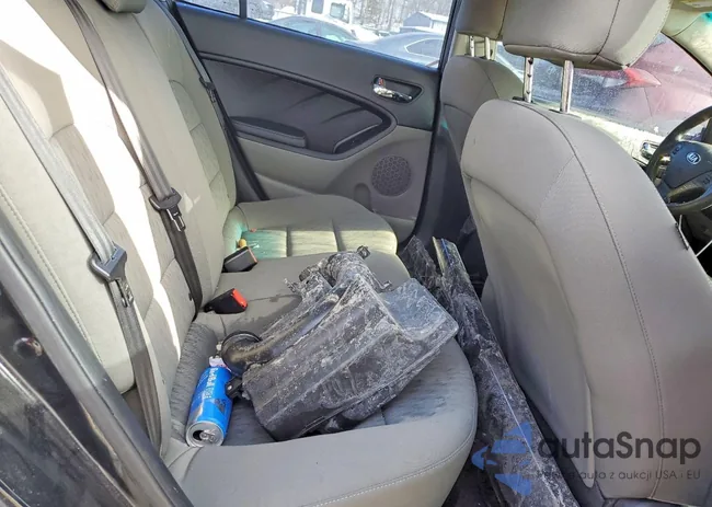 KNAFK4A69G5534672: 76068815