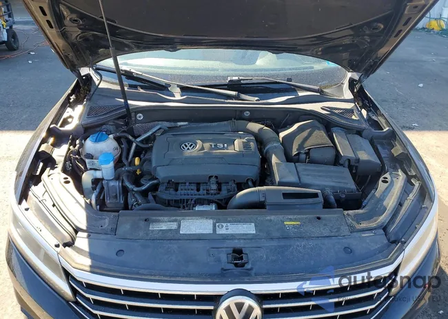 1VWCT7A39HC026951: 77406515