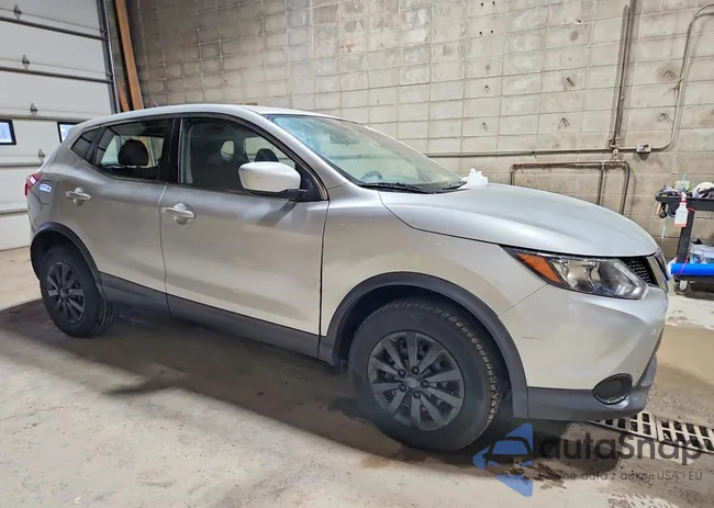 JN1BJ1CP7JW156980: 78757275