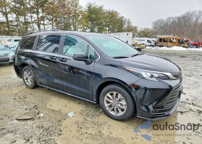 5TDBSKFC8SS211141: 77646395