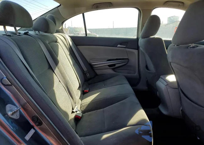 1HGCP26709A138039: 78140015