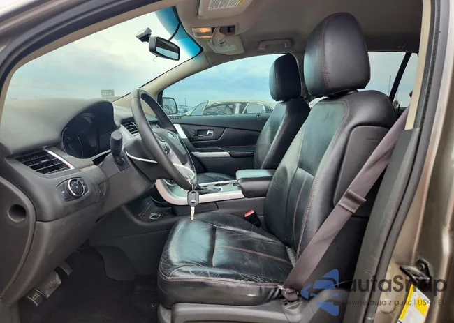 2FMDK3JC5EBA05623: 77035225