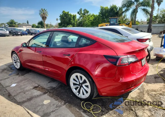 5YJ3E1EB4NF304911: 79110675