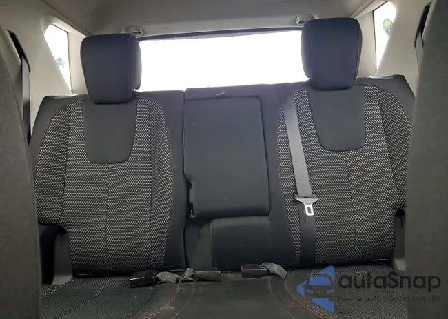 2GNFLEEKXG6175776: 77232315